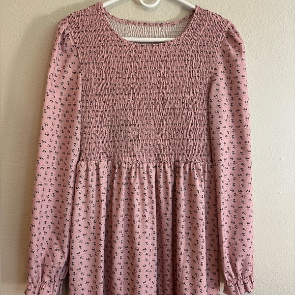 •Pink Dress• - Picture 2 of 3